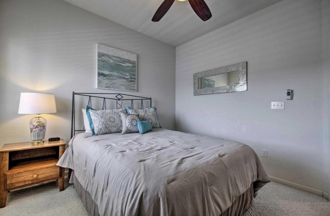 Lakefront Ozark With Views And Boat Slip! Apartment